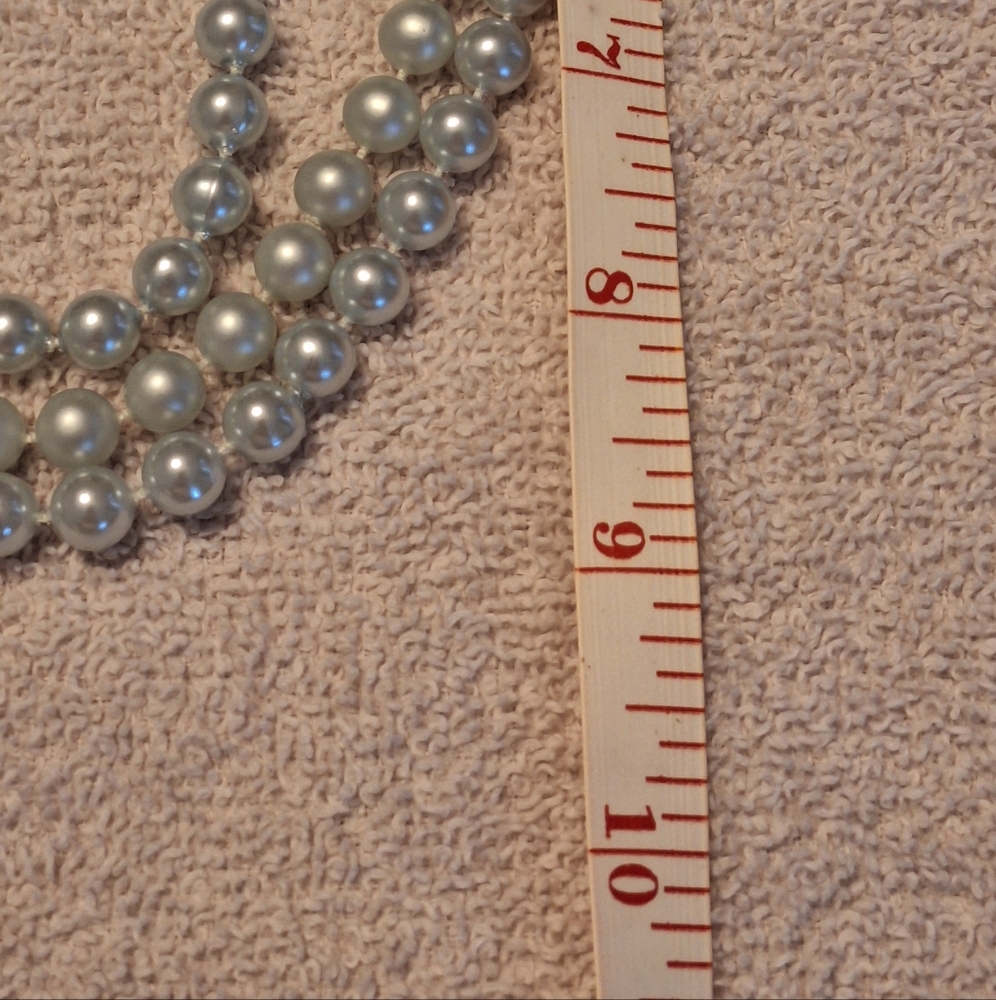 Vintage Elegant Silver/Blue Pearl Necklace - Picture 7 of 10